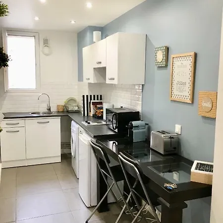Lovely Flat Bastille